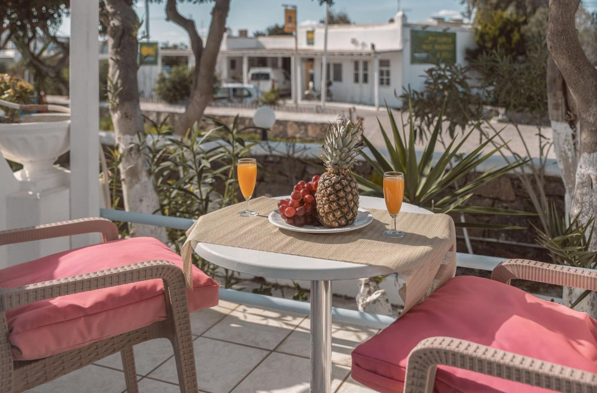 Dibellee Mykonos Studios Glastros  Exterior foto
